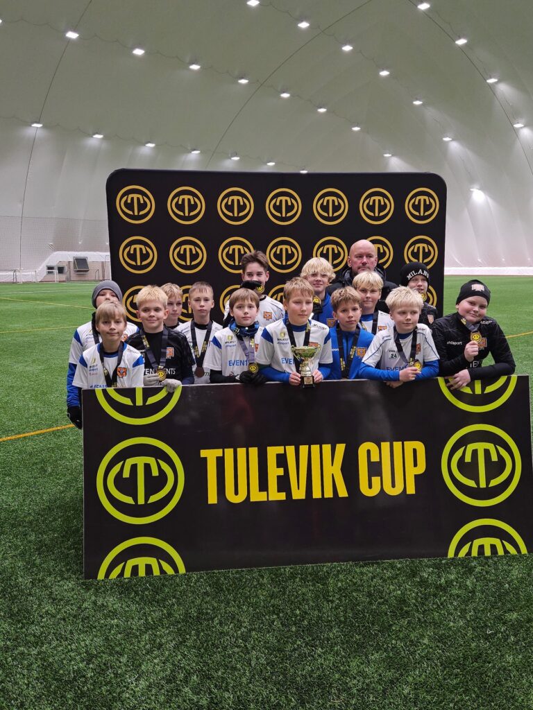 2014 Sinine saavutas Viljandi Tulevik Cupil III koha