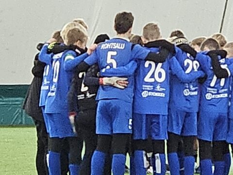 2014 Sinise grupi poisid osalesid Reval Cupil