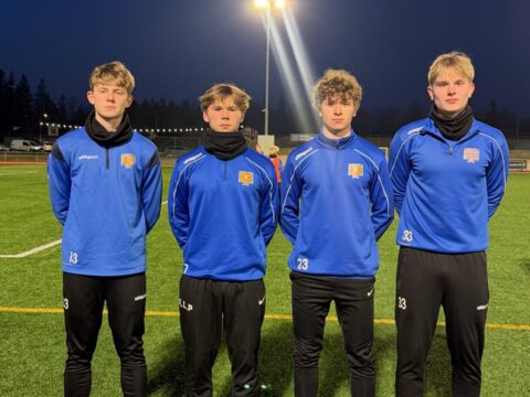 Esindusmeeskonna mängus debüüdid kirjas!