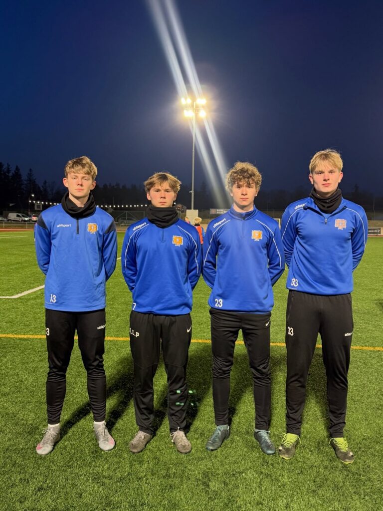 Esindusmeeskonna mängus debüüdid kirjas!