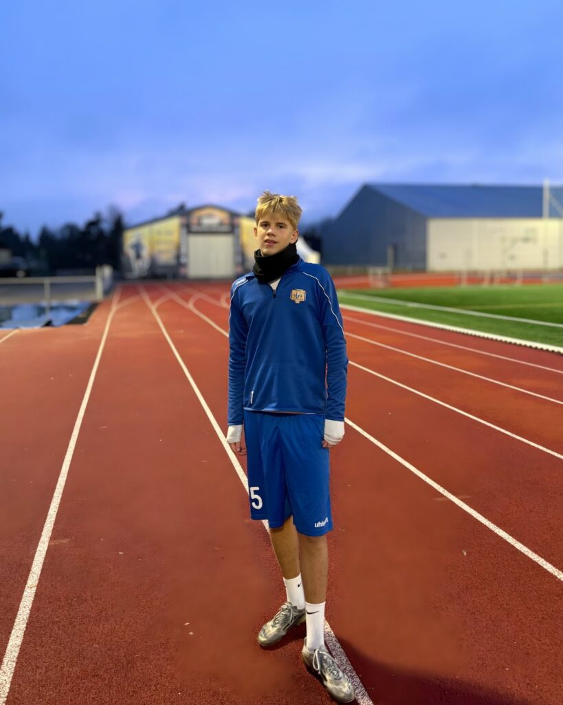 Esinduse eest järgmised debüüdid sooritatud