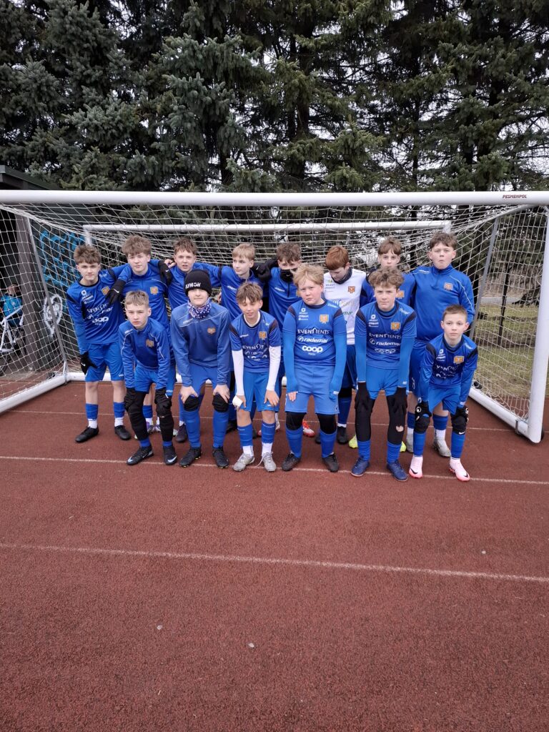 2012 poistele Tiger Cupilt III koht