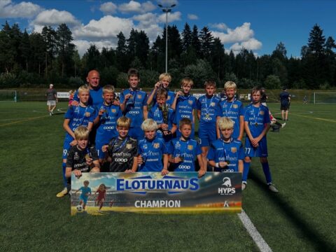2014 poisid tõid Soomest Hyvinkää Eloturnauselt koju võidukarika!